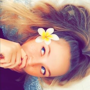 Meet your Posher, Lily